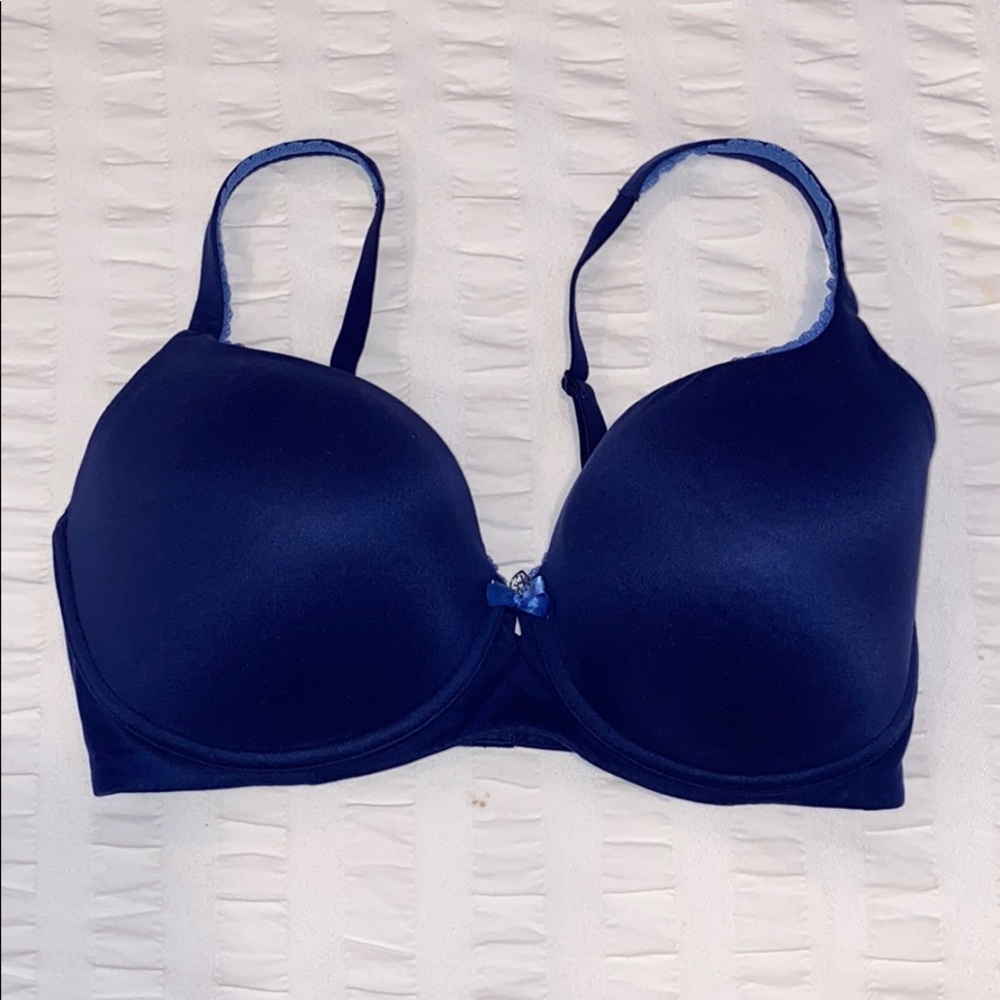 Blue wireless Victoria’s Secret bra
